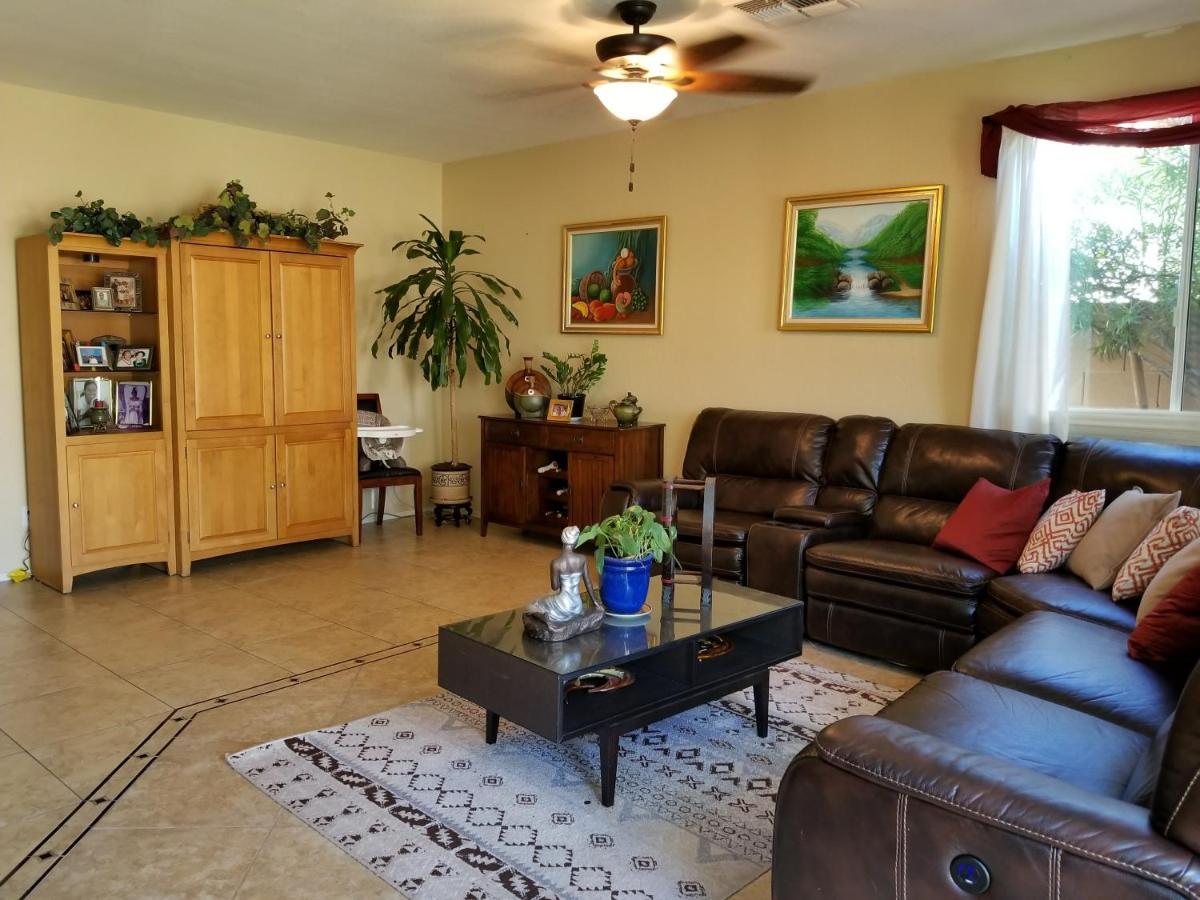Phoenix Home Near Freeways And Airport Bagian luar foto