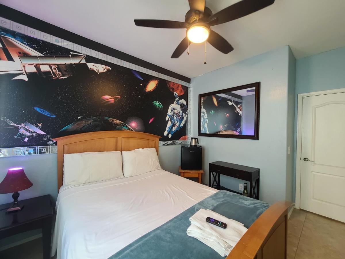 Phoenix Home Near Freeways And Airport Bagian luar foto