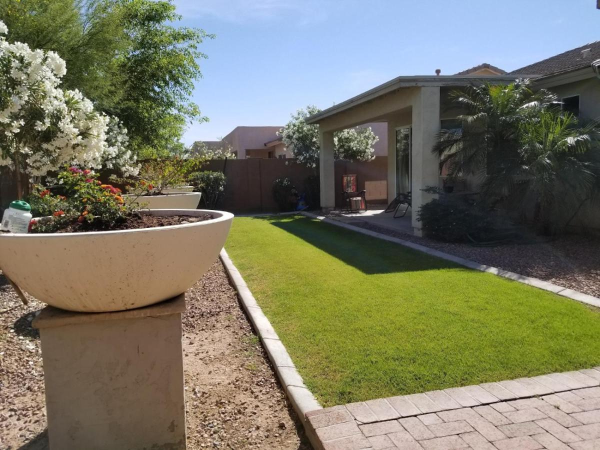 Phoenix Home Near Freeways And Airport Bagian luar foto
