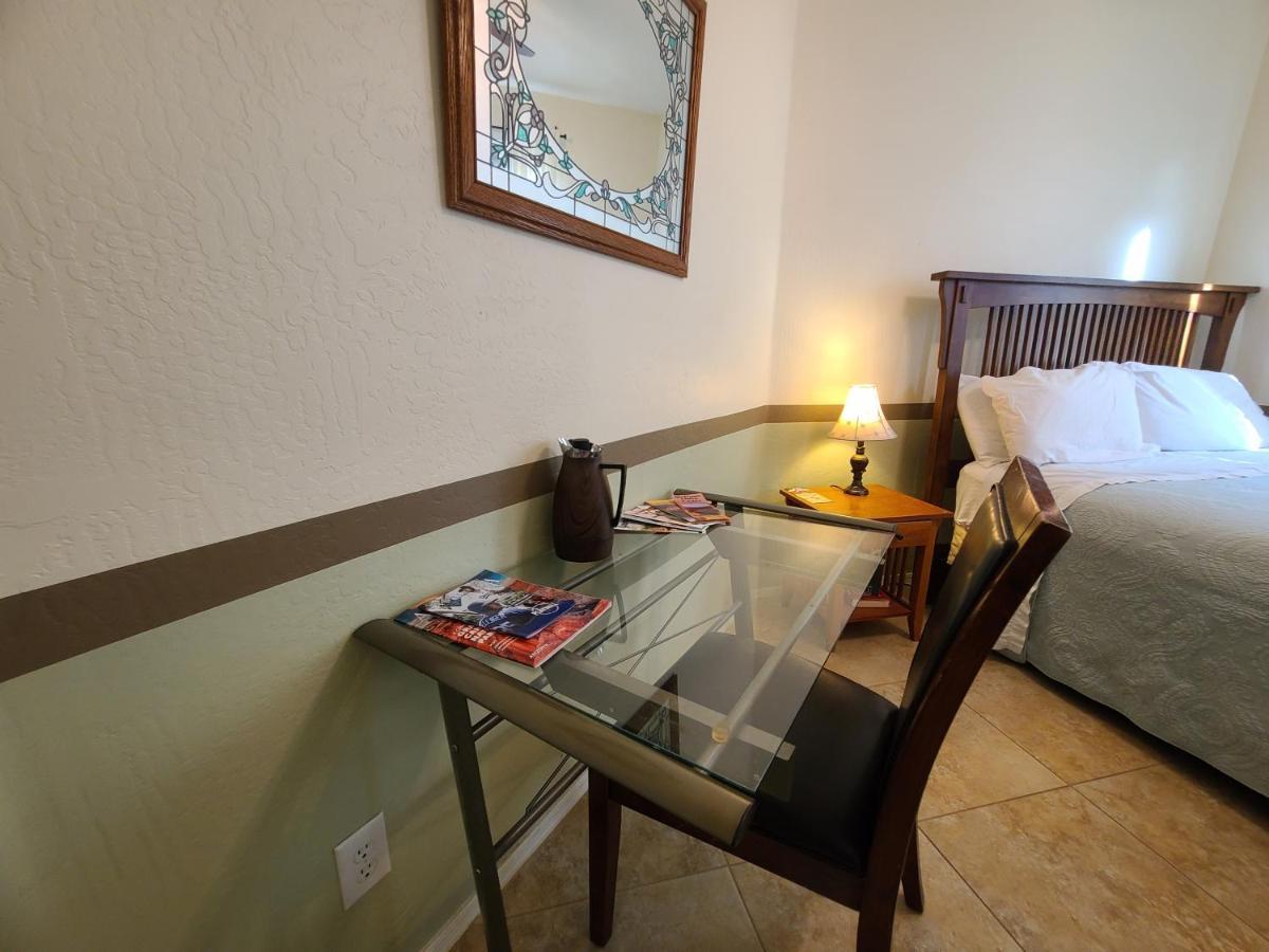 Phoenix Home Near Freeways And Airport Bagian luar foto