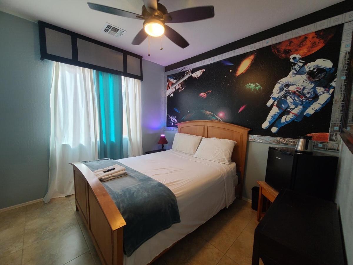 Phoenix Home Near Freeways And Airport Bagian luar foto